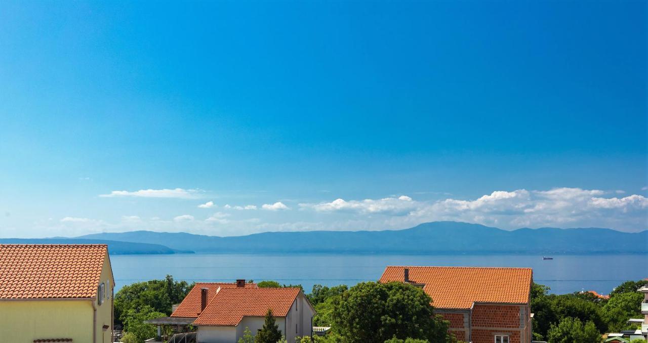 Bellmar Apartments Njivice Buitenkant foto